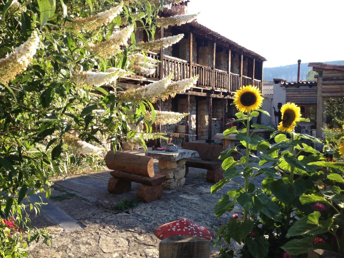 Casas Rurales Chon Alto Tajo เปราเลโคส เด ลาสตรูชัส ภายนอก รูปภาพ