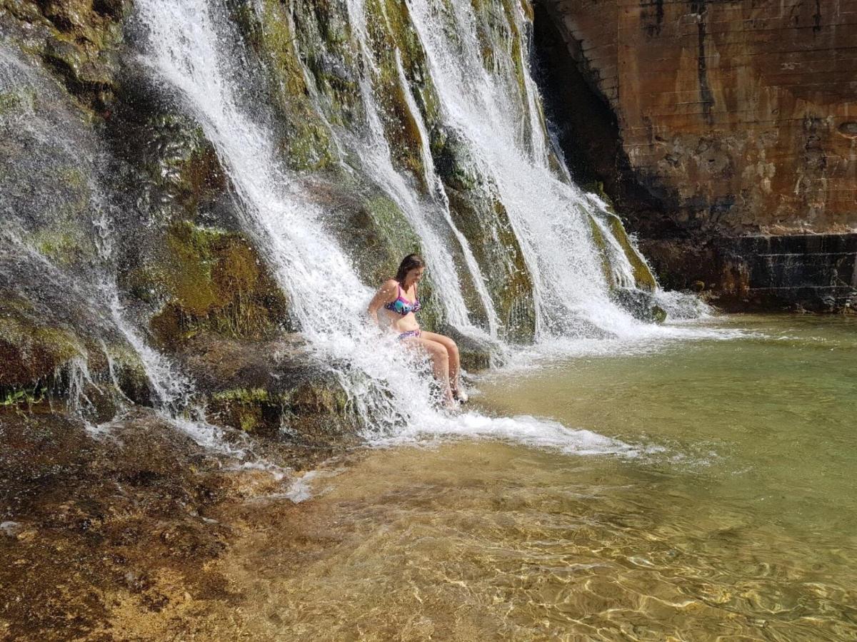 Casas Rurales Chon Alto Tajo เปราเลโคส เด ลาสตรูชัส ภายนอก รูปภาพ