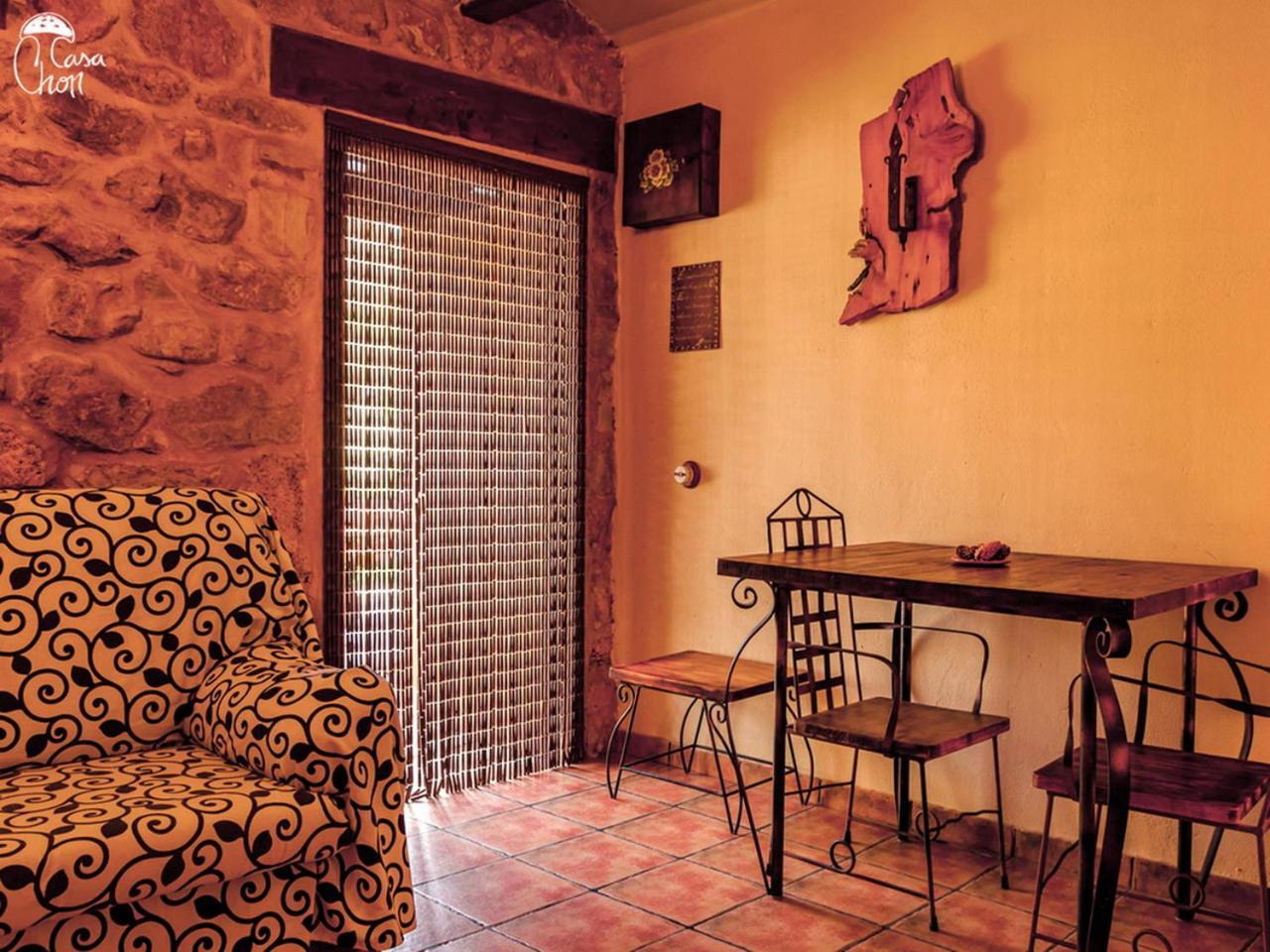 Casas Rurales Chon Alto Tajo เปราเลโคส เด ลาสตรูชัส ภายนอก รูปภาพ